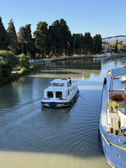 Een huurboot op het Canal du Midi