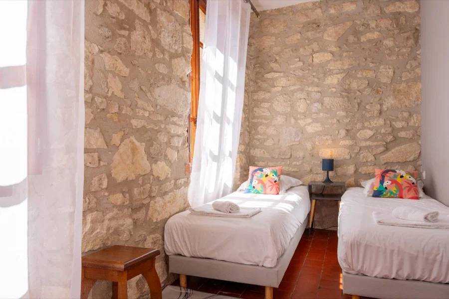 Suite familiale Deluxe, chambre avec deux lits simples